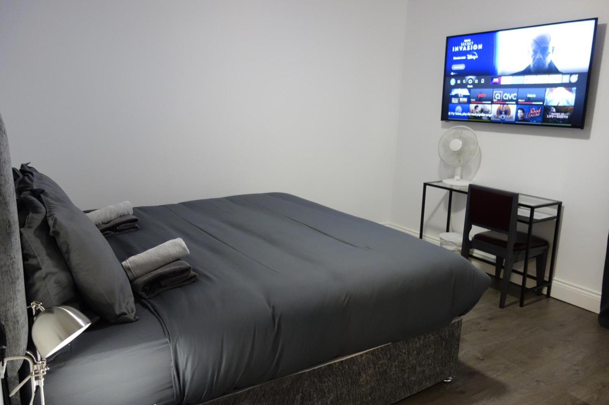 Abbey Point Hotel Wembley Esterno foto