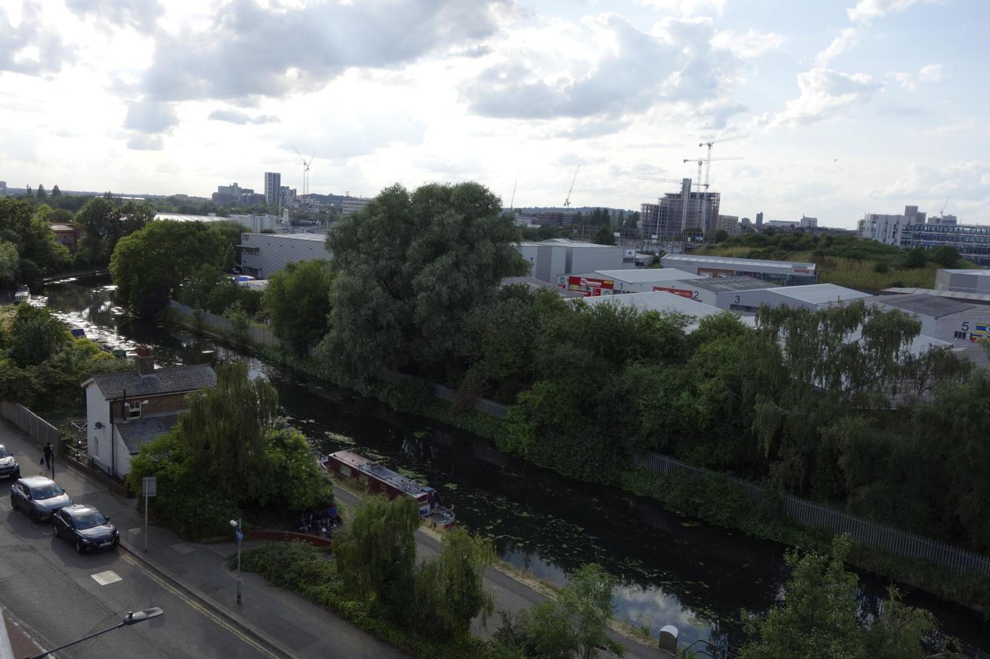 Abbey Point Hotel Wembley Esterno foto